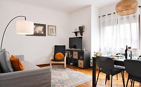! Luminous 2Br Top Floor ! Praca Da Republica