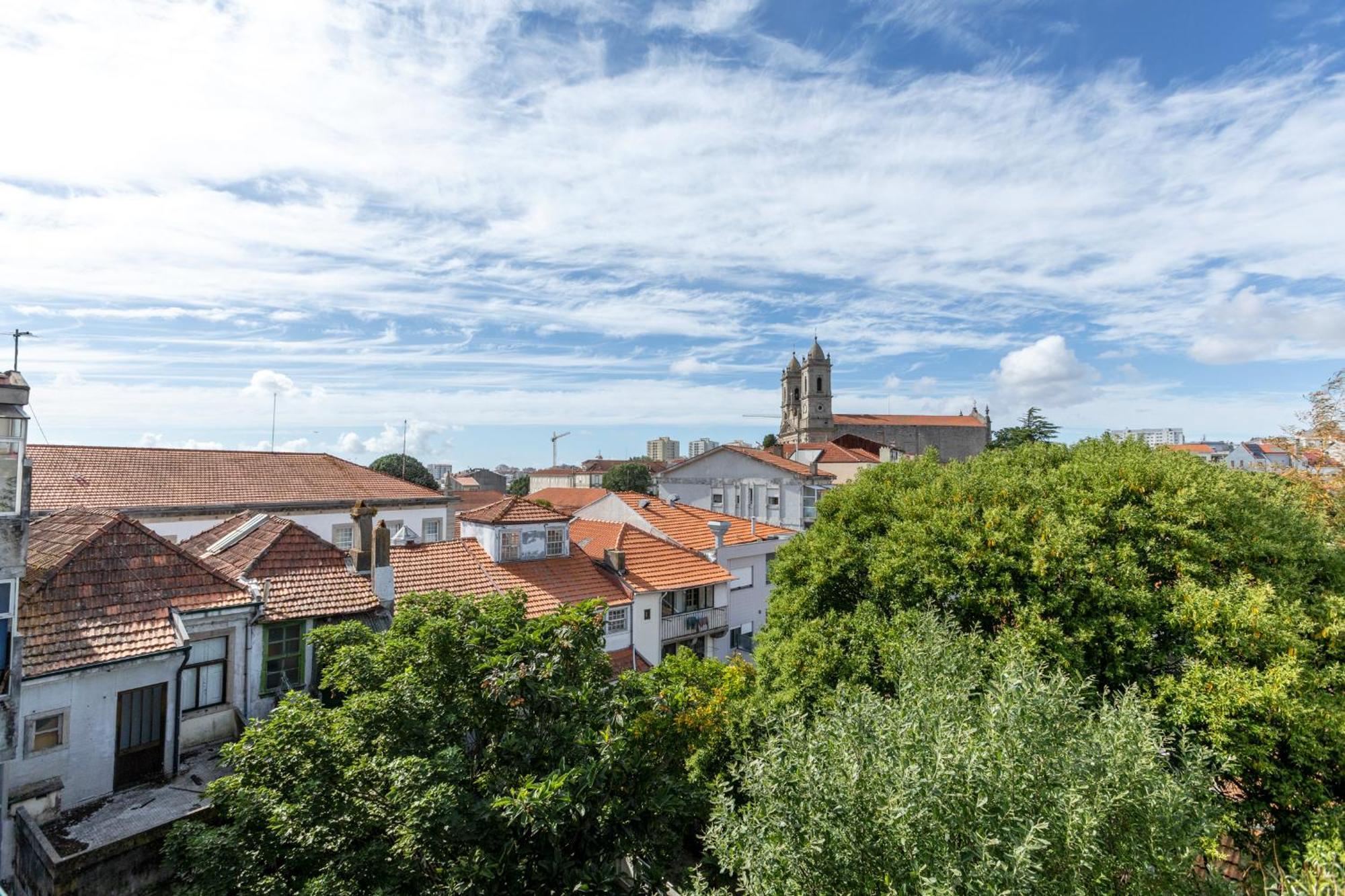 ! Luminous 2Br Top Floor ! Praca Da Republica Porto Zimmer foto
